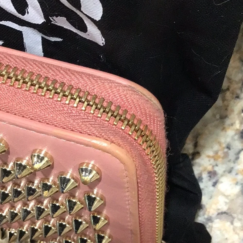 Christian Louboutin Pink and Gold Wallet - Picture 3 of 9